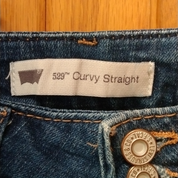 Levi's 529 Curvy Straight Jeans - Picture 3 of 9